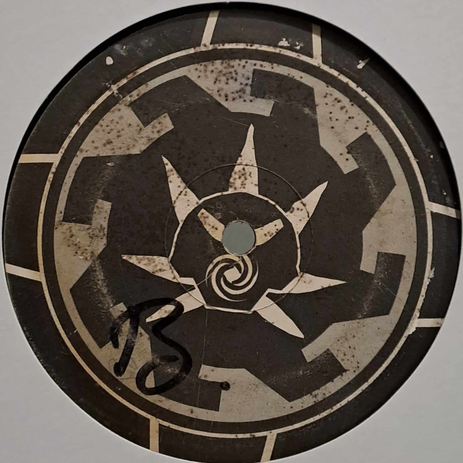 Infrabass 02 - vinyle hardcore